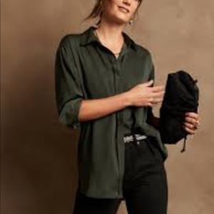 Banana Republic Oversized Silky Shirts Green & Brown Set in Xsmall NWT